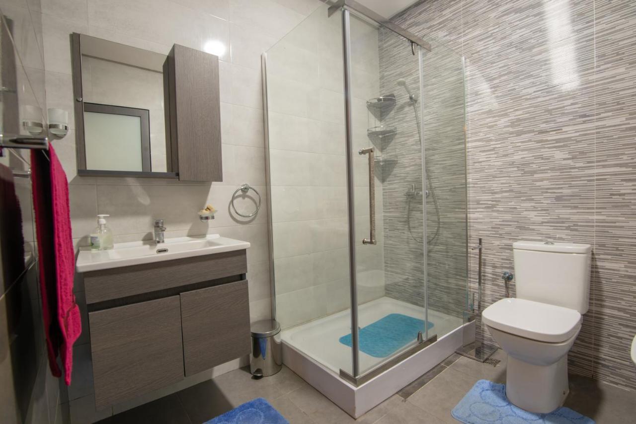 Adam'S Apartments,Self Checkin 6 Mins To Beach Downtown Fiber Optic Wifi Free Parking Same Rules As Hotels Агадир Екстериор снимка