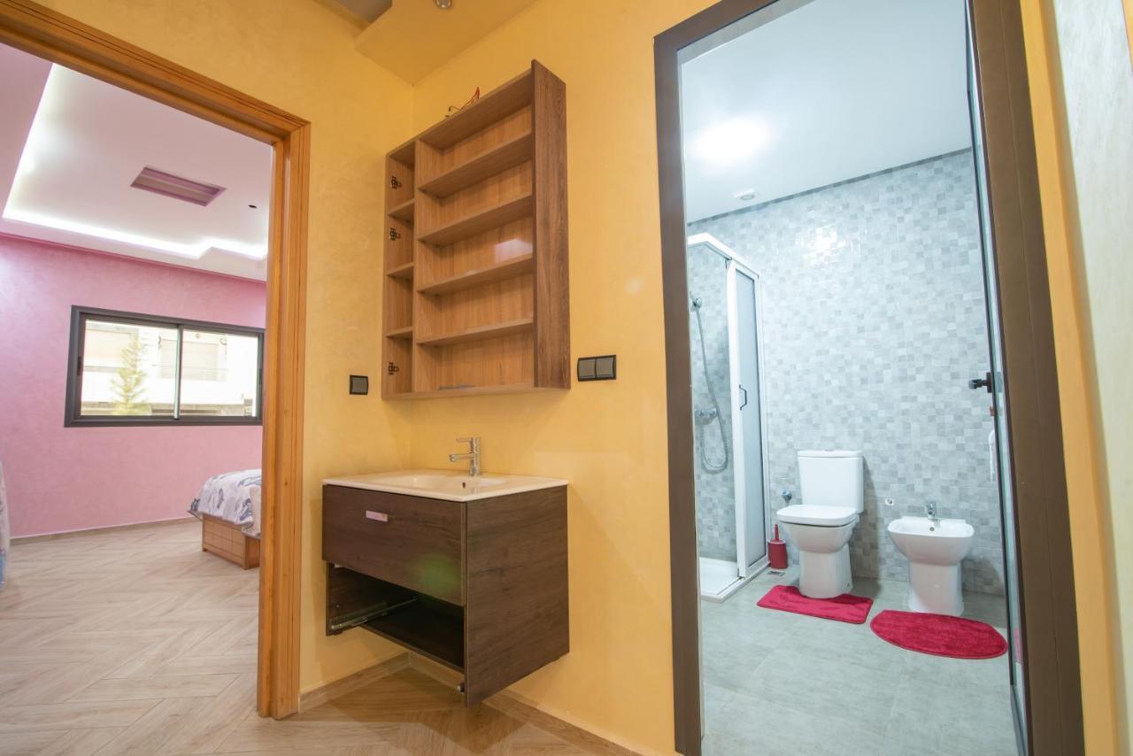 Adam'S Apartments,Self Checkin 6 Mins To Beach Downtown Fiber Optic Wifi Free Parking Same Rules As Hotels Агадир Екстериор снимка
