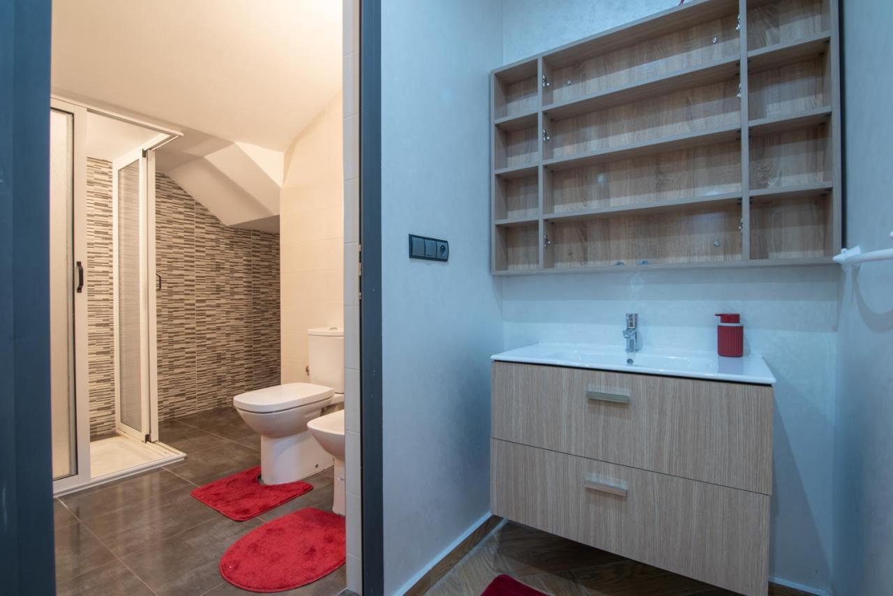 Adam'S Apartments,Self Checkin 6 Mins To Beach Downtown Fiber Optic Wifi Free Parking Same Rules As Hotels Агадир Екстериор снимка